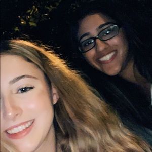 Meet your Posher, Lily